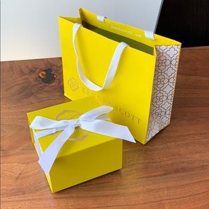 Kendra Scott Gift Box & Gift Bag